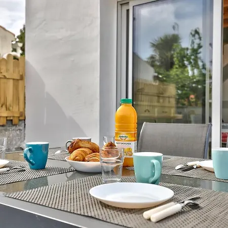 Maison 4 Pers A 650 M De La Plage, Jardin & Bbq Nyaraló La Guérinière