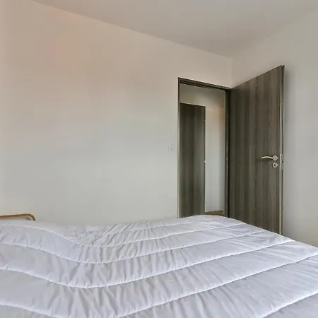 - 650m De La - Jardin Holiday home La Gueriniere