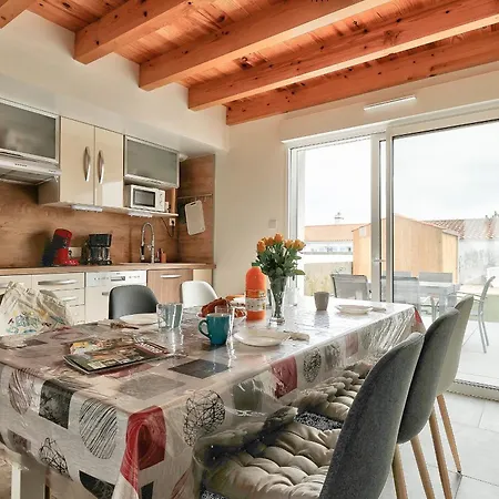 - 650m De La - Jardin بيت للعطل La Guérinière
